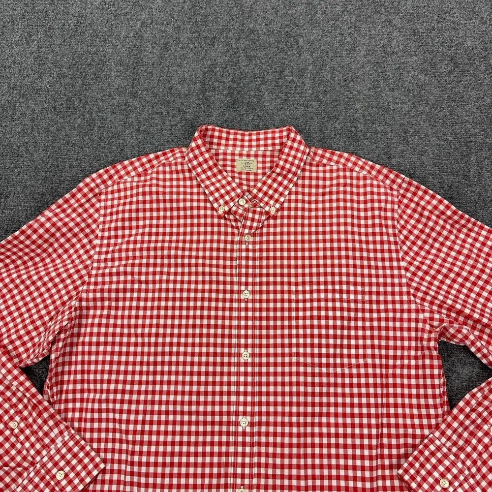 J CREW Shirt Mens XL Red Check 100% Cotton Long Sleeve Button Down Casual